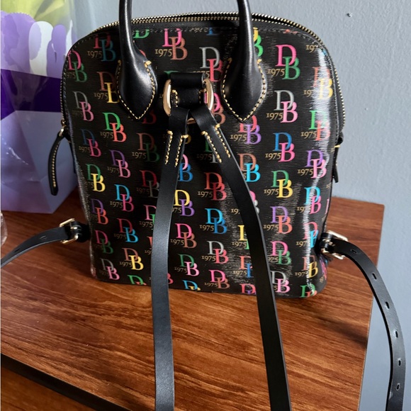 Dooney & Bourke - Picture 9 of 12